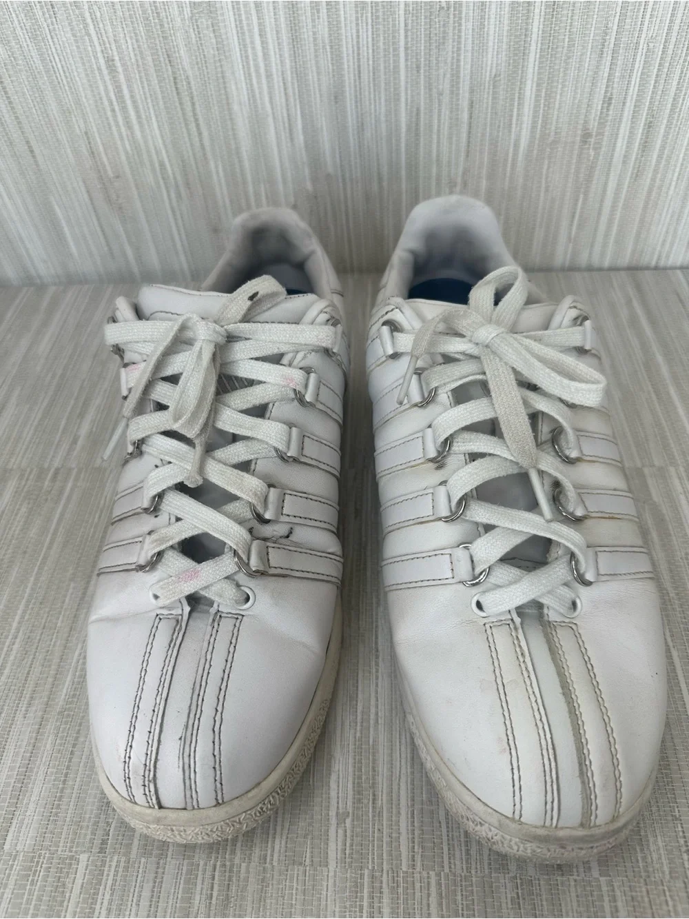 K-Swiss White Men's Lace-Up Sneakers size 8.5